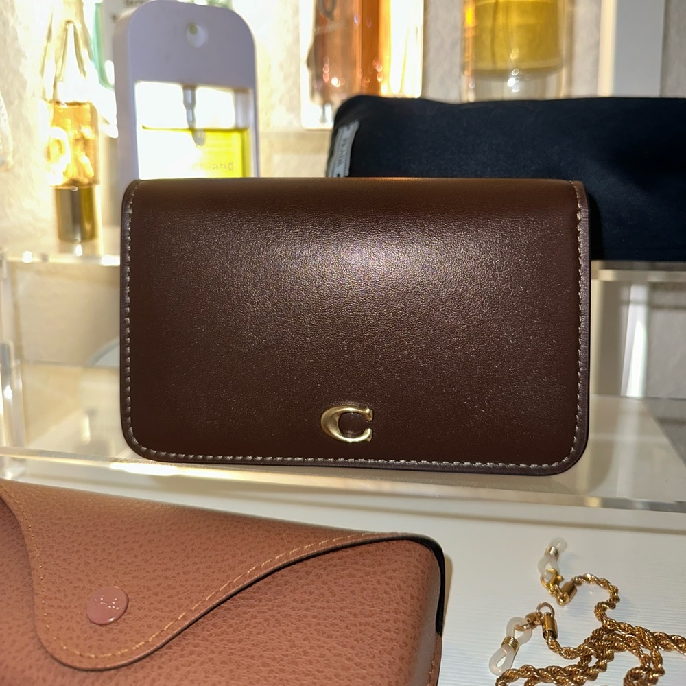 Coach essential slim card case in maple brown